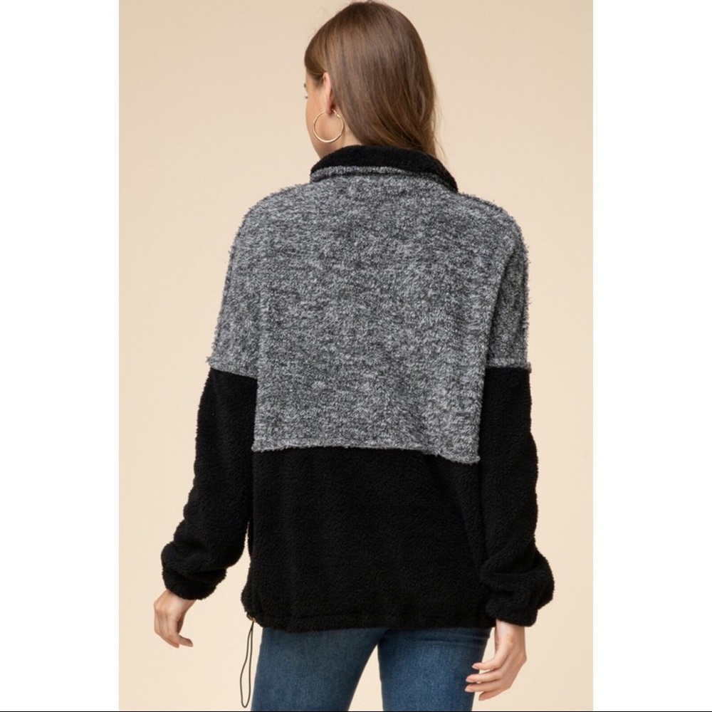 LAST ONE! Color Blocked Sherpa Pullover - Picture 3 of 3
